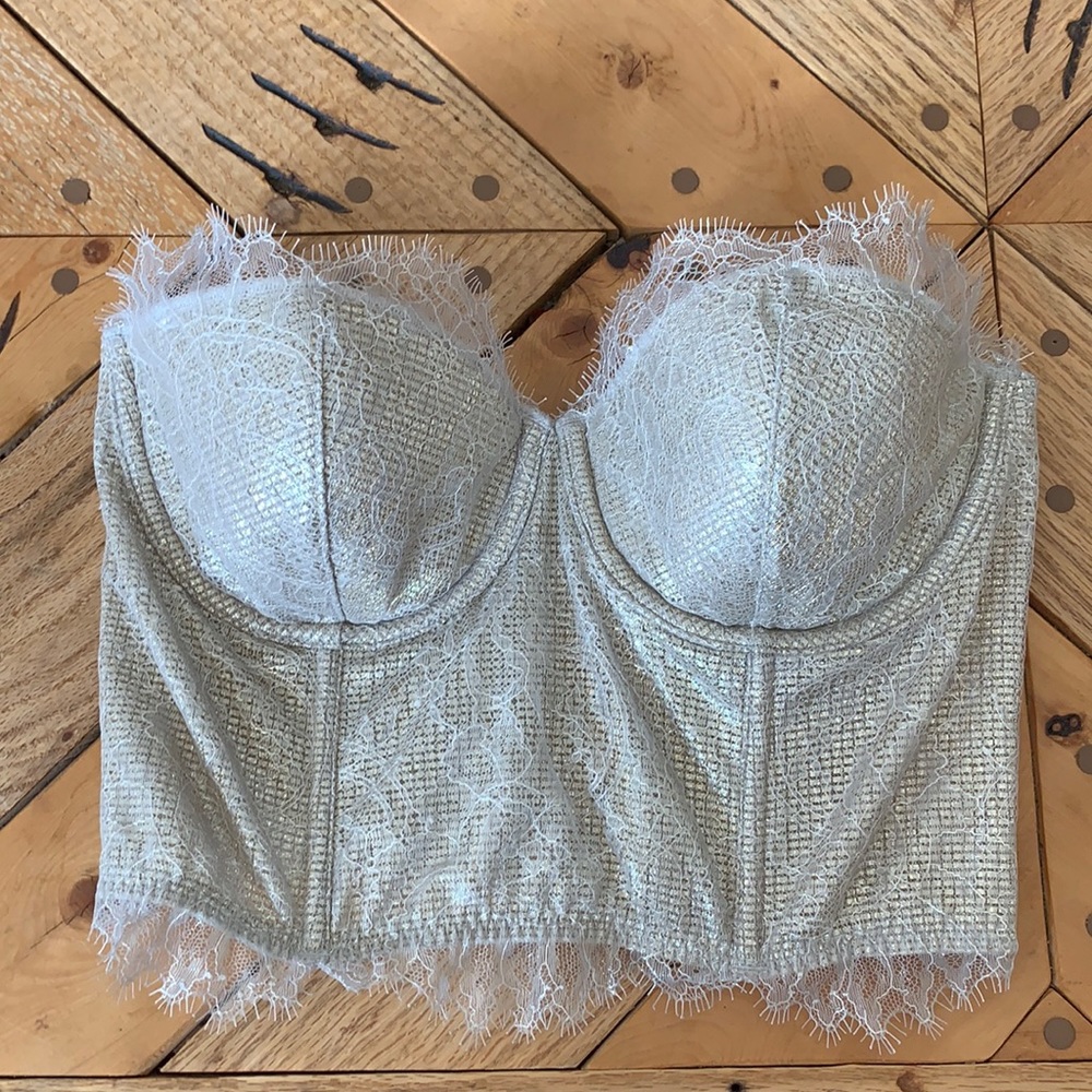 VS Victoria’s Secret lace bralette/corset 34C